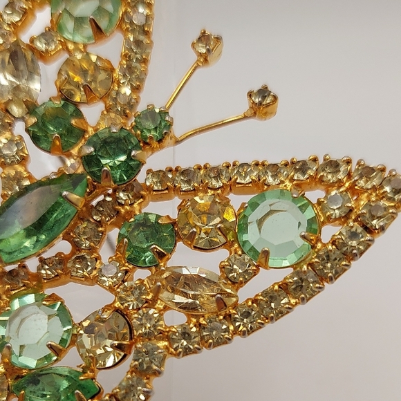 ALICE CAVINESS Green URANIUM GLASS Butterfly Vintage Glower Brooch Pin EVC - Picture 3 of 15